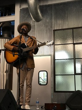 J.S. Ondara at Mile of Music 2017